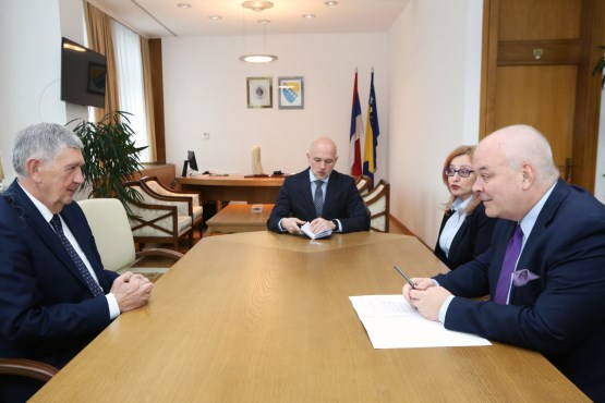 Zamjenik predsjedavajućeg Predstavničkog doma PSBiH Nebojša Radmanović primio u nastupnu posjetu šefa Misije OSCE-a u BiH 